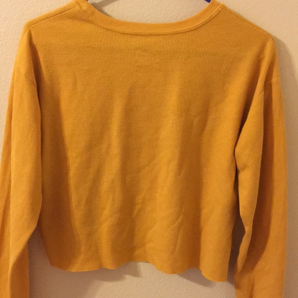 BRAND NEW graphic top - Picture 2 of 2